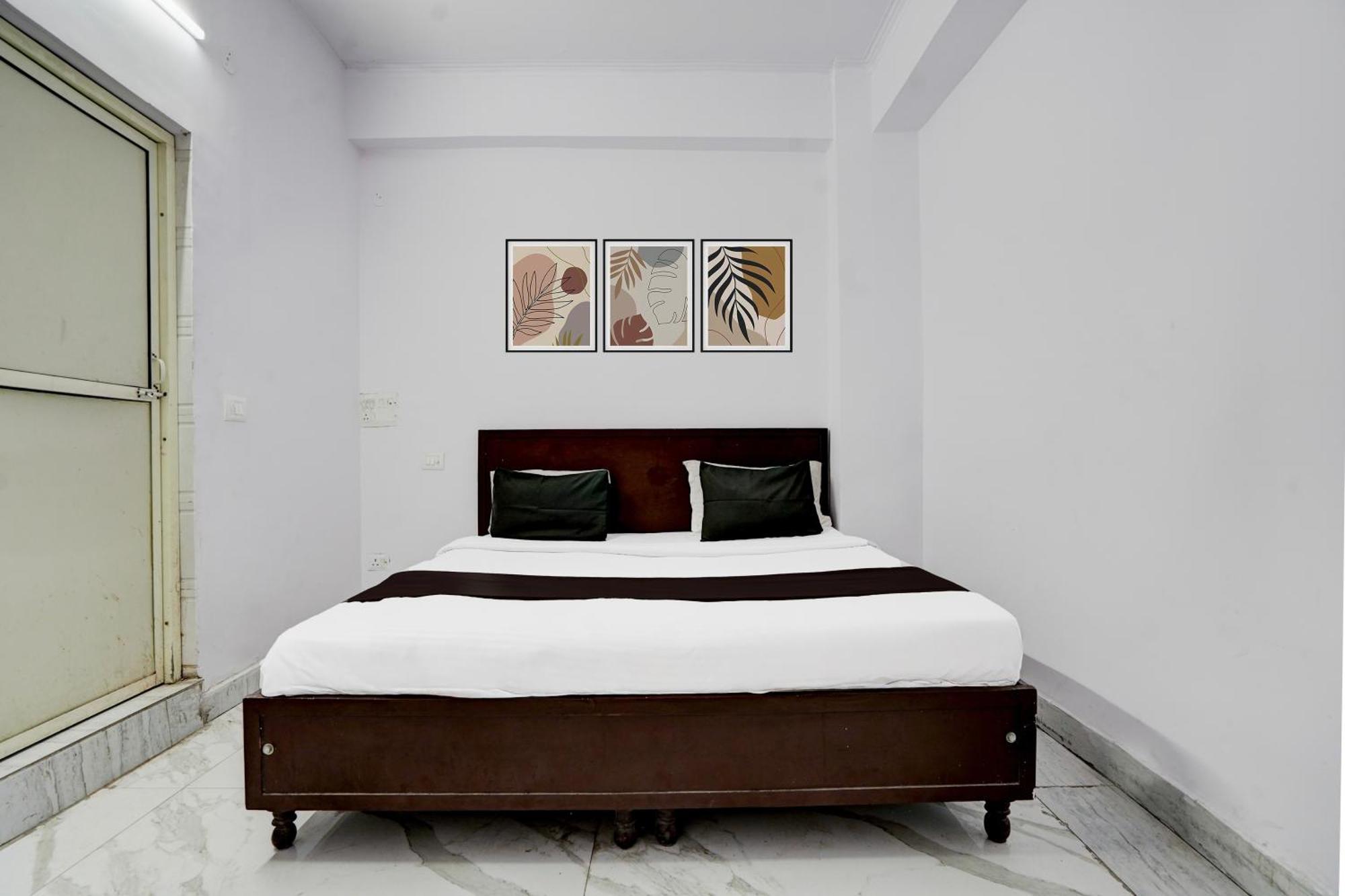 Super Hotel O Wamson Kalkaji Devi Exterior photo